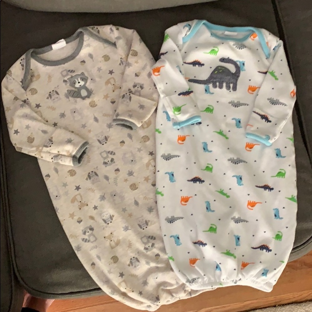 2 Starting Out Gowns Size 3 months